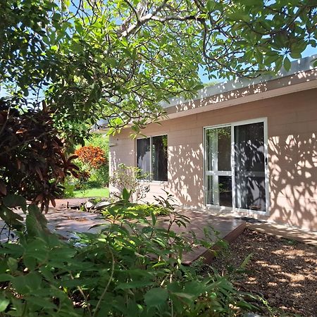 J & Ella'S Holiday House - 1 Bedroom, 1 Bathroom Home Cooktown Bagian luar foto